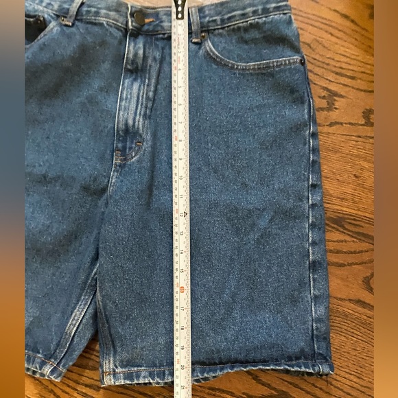 Calvin Klein demin shorts, size 36 - Picture 5 of 6